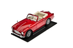 DB2/4 MKIII Red Model, 1:18 Scale - YM92788RD