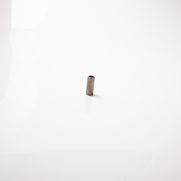 DB4 FRONT DISTANCE PIECE - 021-008-0105