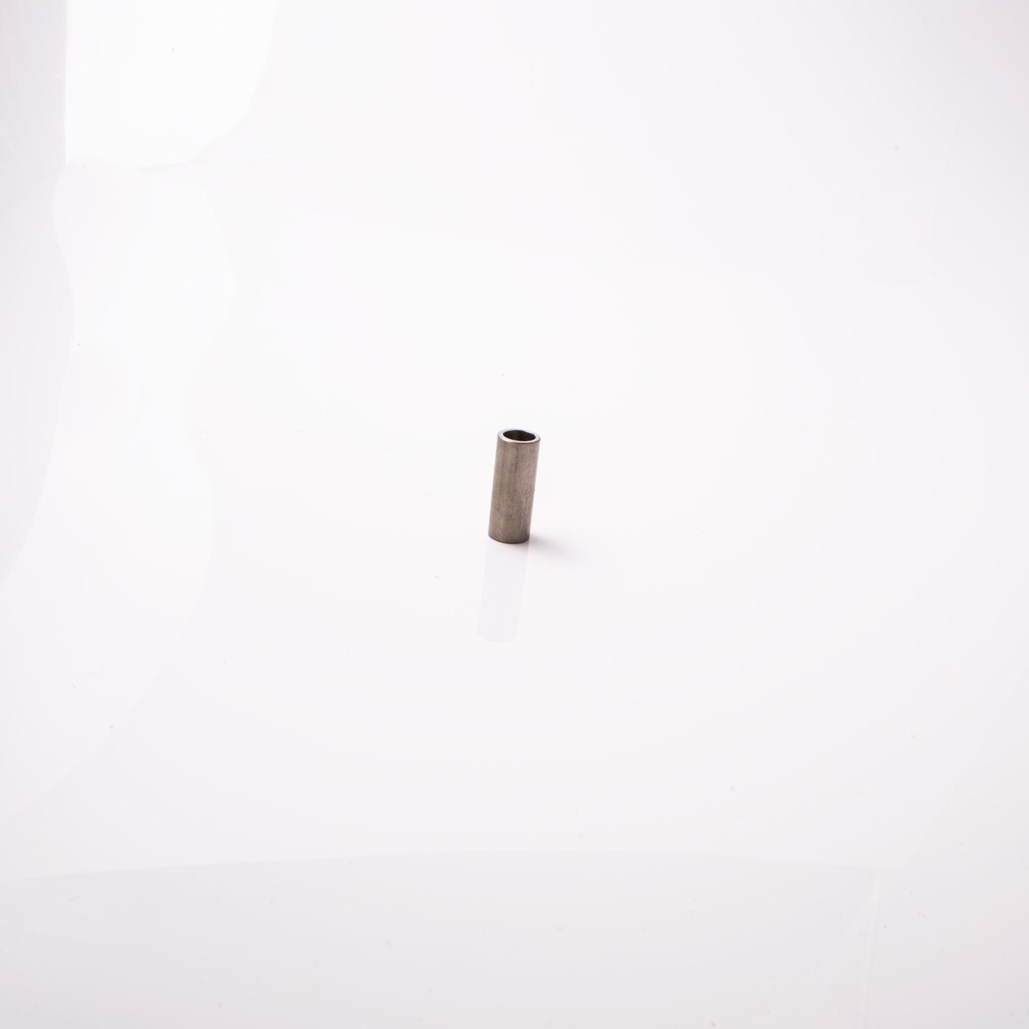 DB4 FRONT DISTANCE PIECE