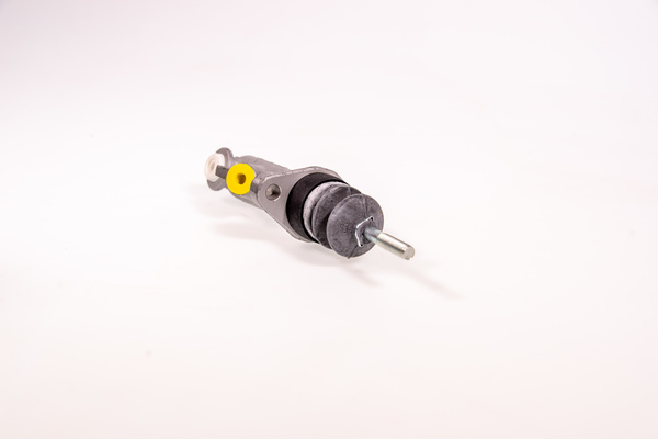 Clutch Master Cylinder - 053-033-0104