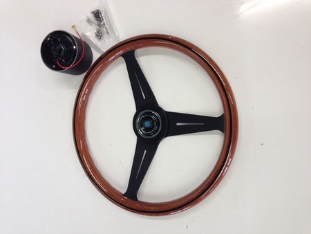 V8 Steering Wheel Assembly - 25-26078