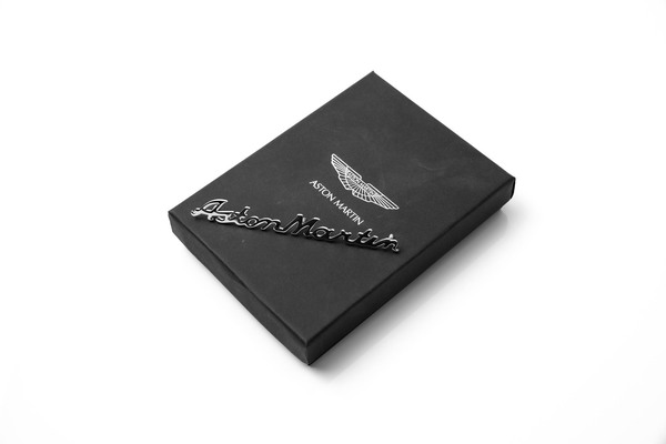 ASTON MARTIN BADGE CHROME - AWAMSCRIPT