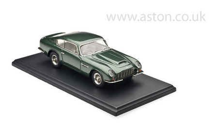 Ready Built 1:43 Scale Models - AWCL1