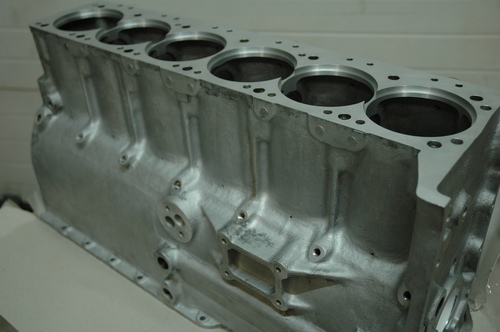 DB4 Cylinder Block Assembly. - DB4/BLK