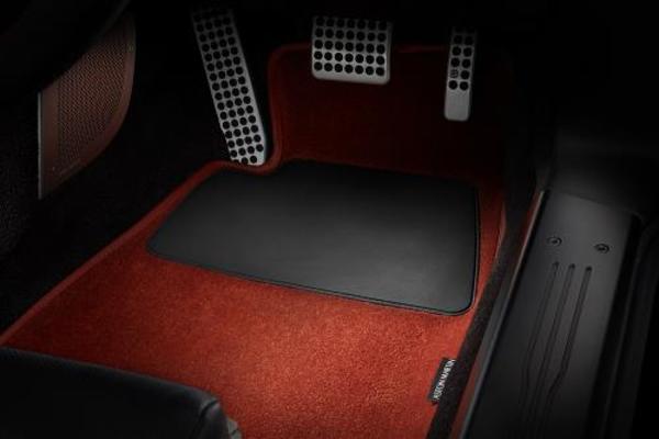 FLOOR MATS FOR VANQUISH