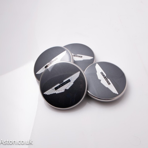 GREY/BLACK BADGE-WHL CENTRE(4) - HY53-1A096-HA-PK