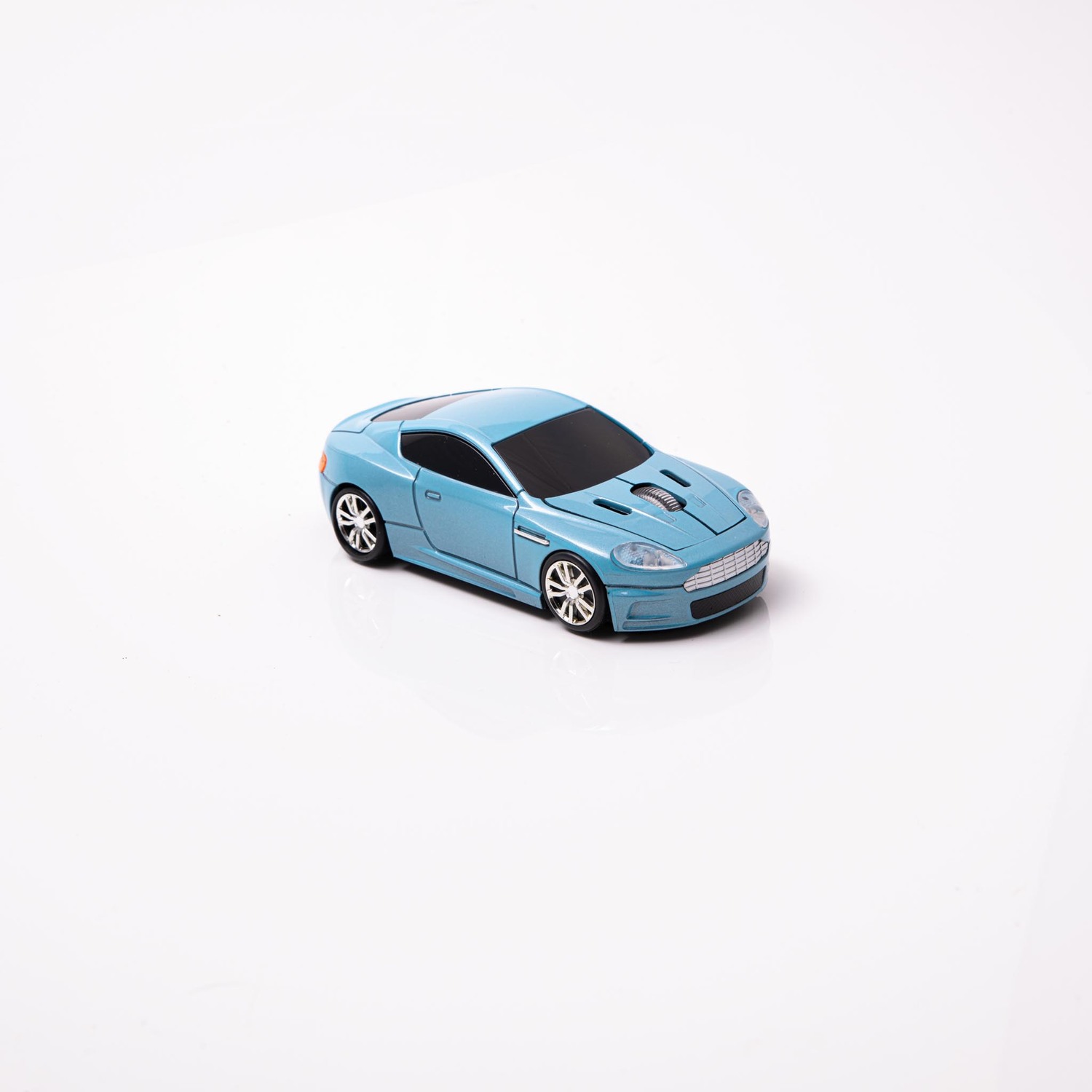 Aston Martin DBS Inspired Mouse in Blue