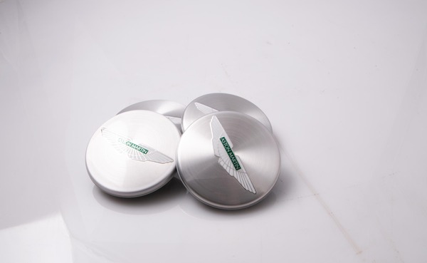 DB9 Wheel Centre Cap Set - Genuine Aston Martin - HY53-1A096-BA-PK