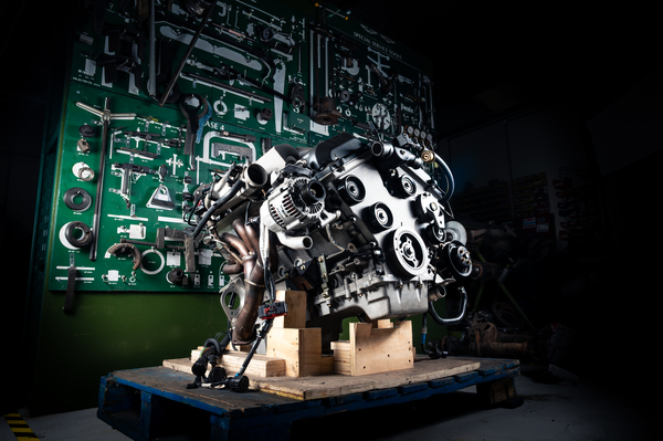 V12 AM11 VANQUISH ENGINE - CD33-6007-AA-REMAN