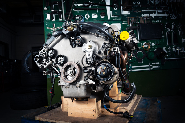 V12 AM11 VANQUISH ENGINE - CD33-6007-AA-REMAN